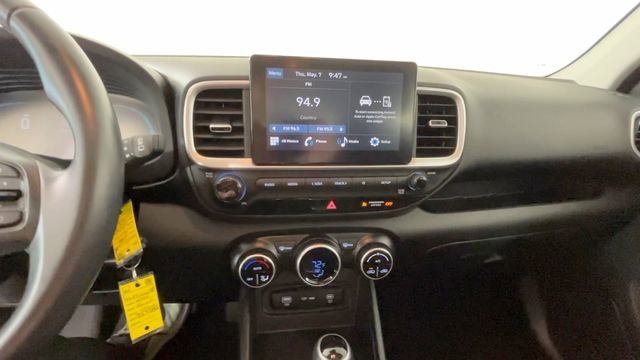 Used 2023 Hyundai Venue SEL FWD image 33