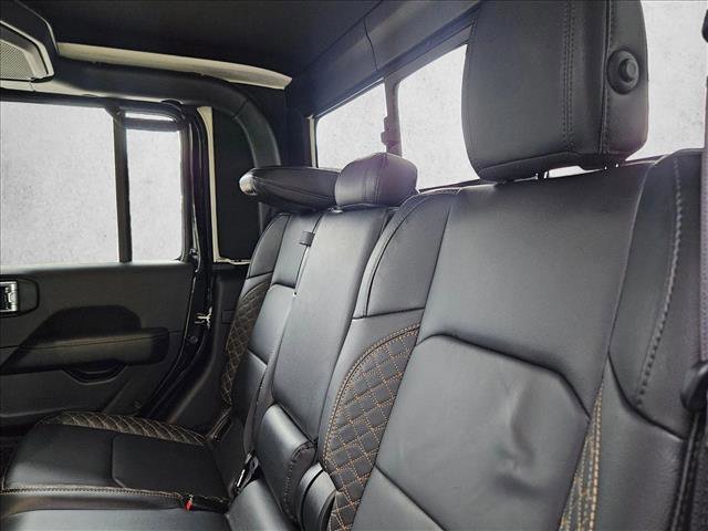 Used 2023 Jeep Gladiator Overland AWD/4WD image 20