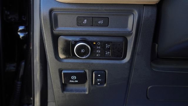 Used 2024 Ford Expedition Limited image 24