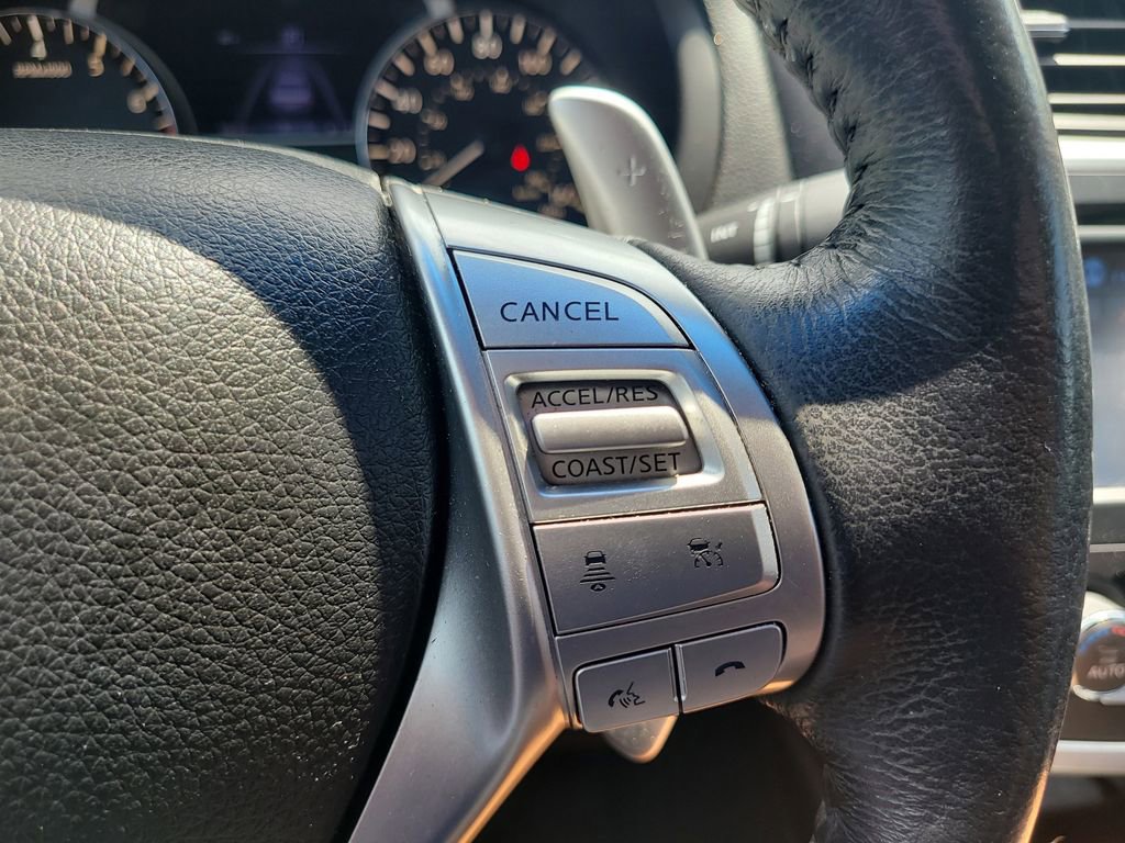 Used 2016 Nissan Altima 3.5 SL w/ 3.5 Technology Package FWD image 28