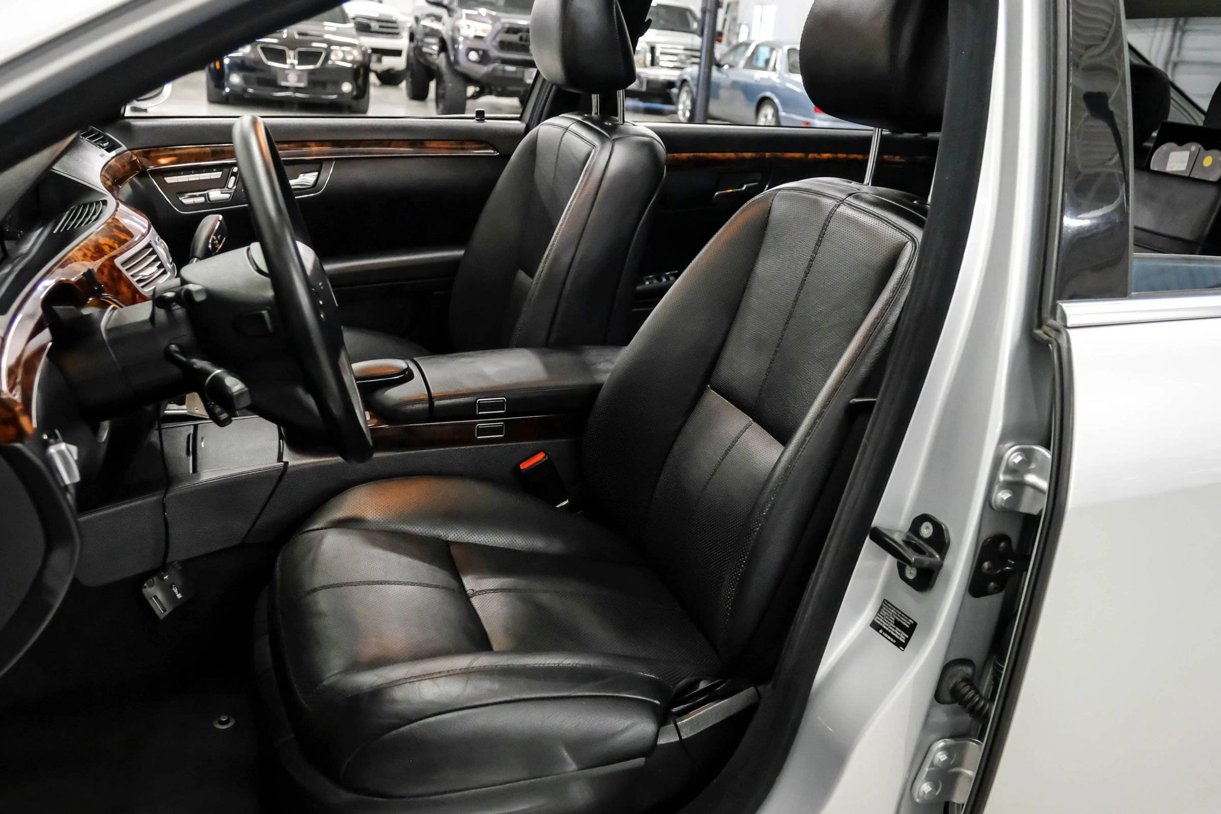 Used 2007 Mercedes-Benz S 550 image 30