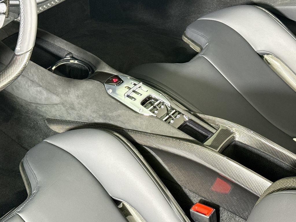 Used 2024 Ferrari SF90 Spider AWD/4WD image 16