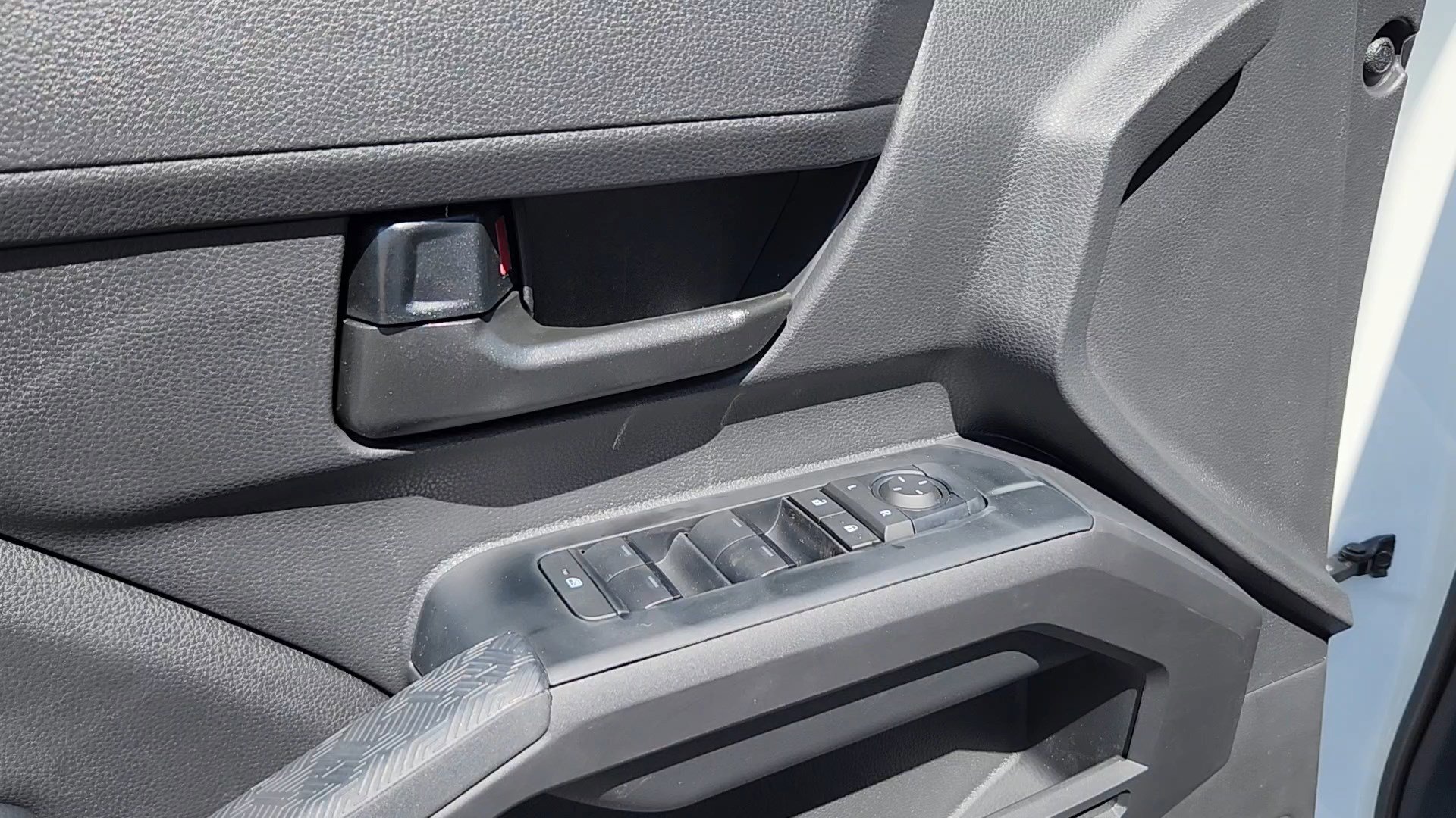 New 2026 Toyota Tacoma SR5 AWD/4WD image 7