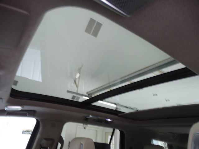 Used 2024 Cadillac Escalade Sport Platinum AWD/4WD image 13