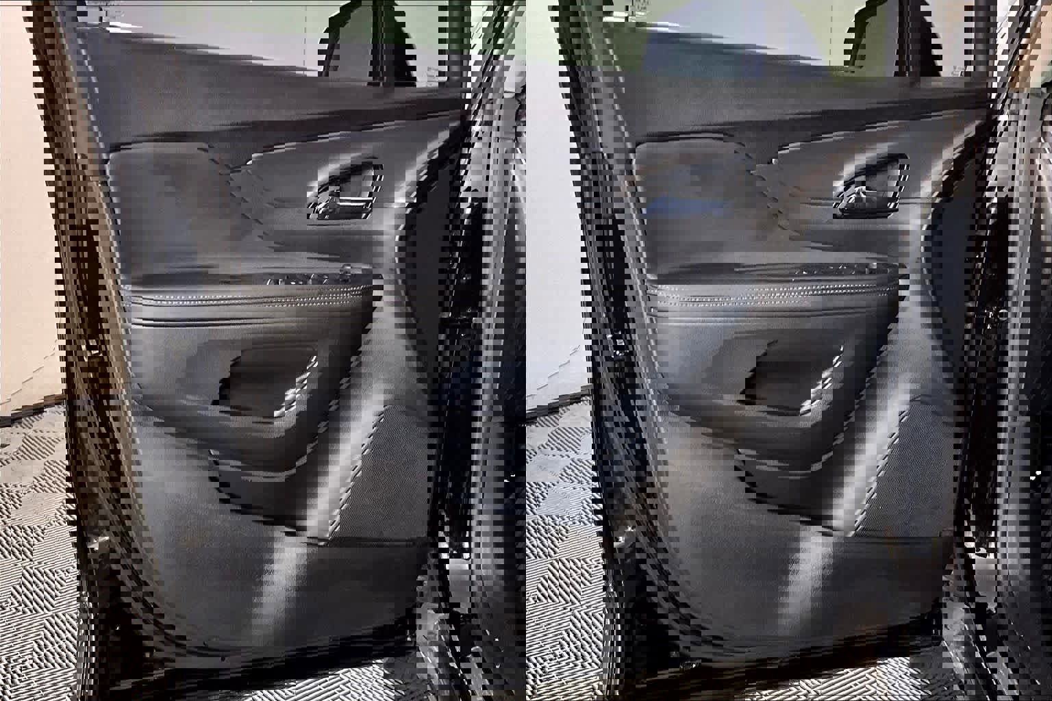 Used 2022 Buick Encore Preferred image 20