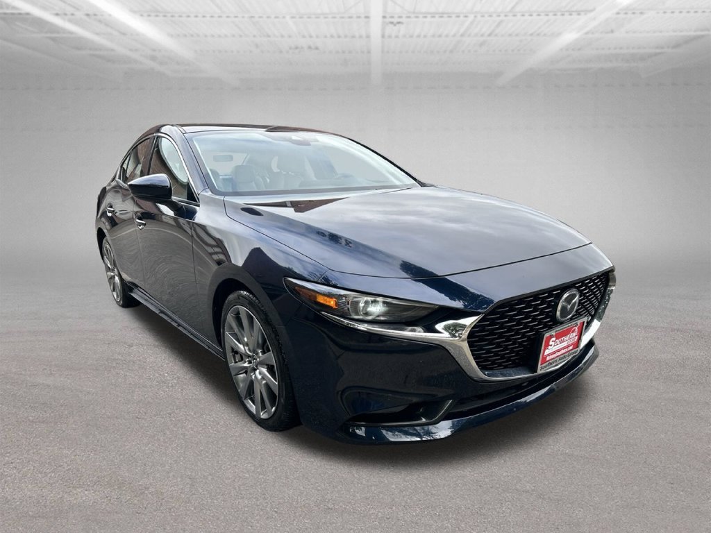 Used 2020 MAZDA MAZDA3 Sedan w/ Premium Package FWD image 10