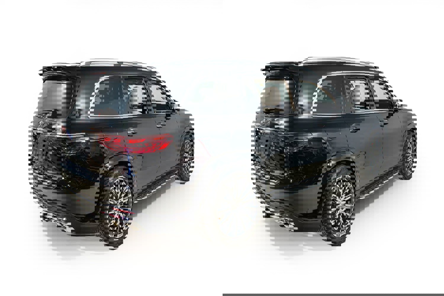 Used 2024 Mercedes-Benz GLS 580 4MATIC image 5