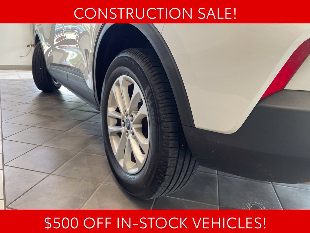Used 2021 Ford Escape SE w/ Cold Weather Package AWD/4WD image 17