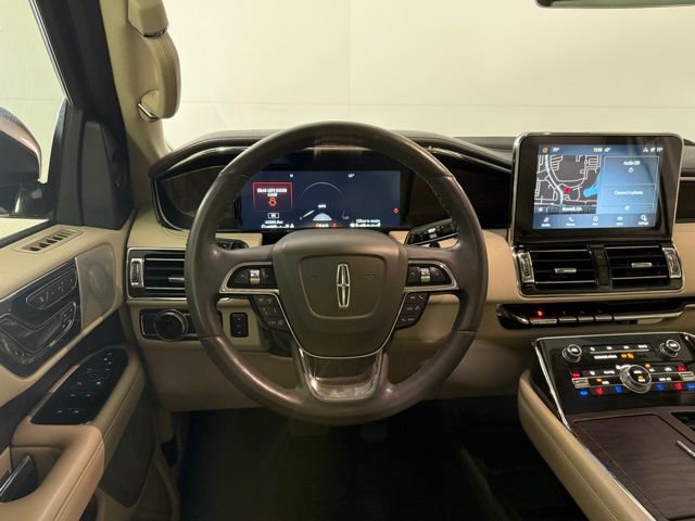 Used 2020 Lincoln Navigator L Reserve w/ Luxury Package AWD/4WD image 25