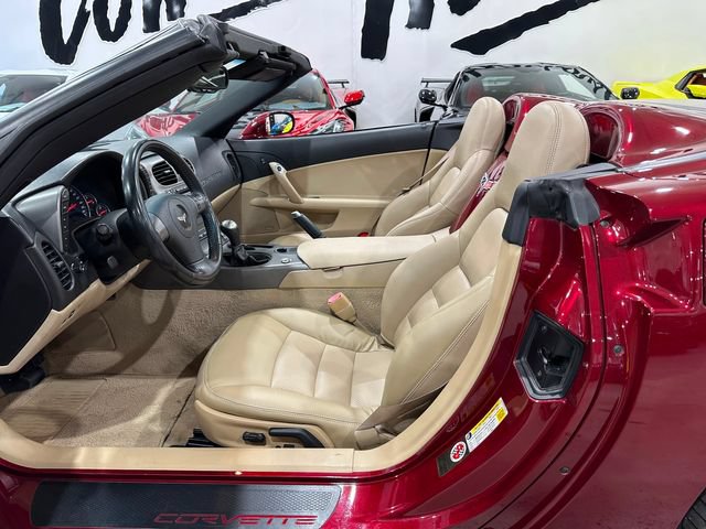 Used 2007 Chevrolet Corvette Convertible w/ Preferred Equipment Group RWD image 9