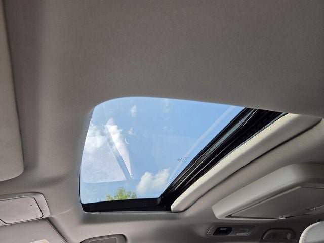Certified 2026 Honda Odyssey Touring image 22