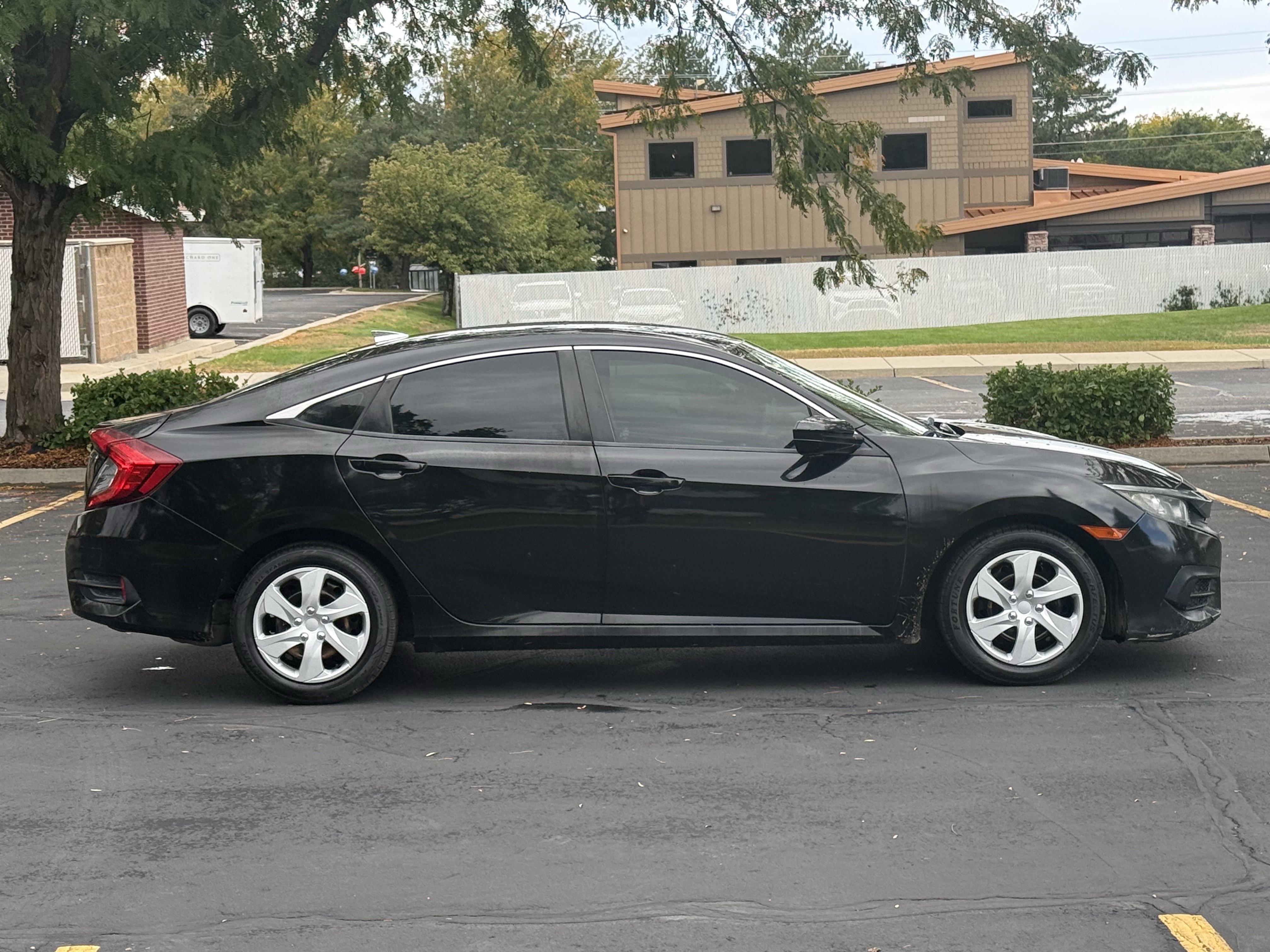 Used 2018 Honda Civic LX image 3