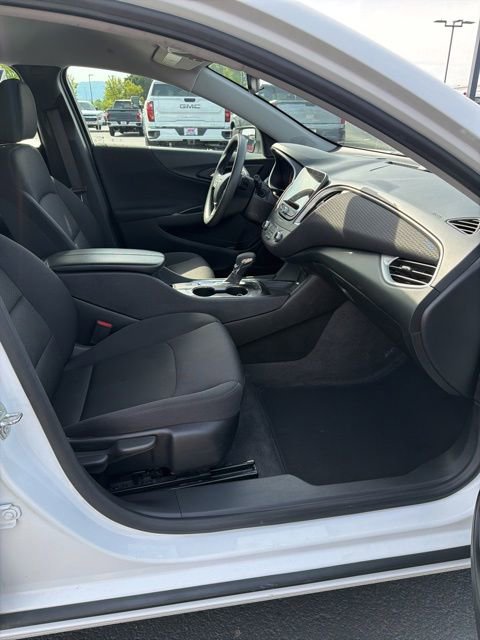 Used 2024 Chevrolet Malibu LT FWD image 13