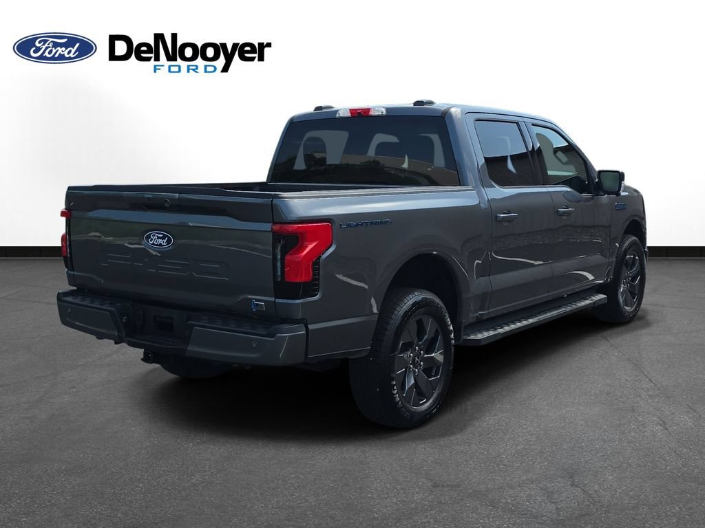 Used 2025 Ford F150 Lightning Flash AWD/4WD image 6
