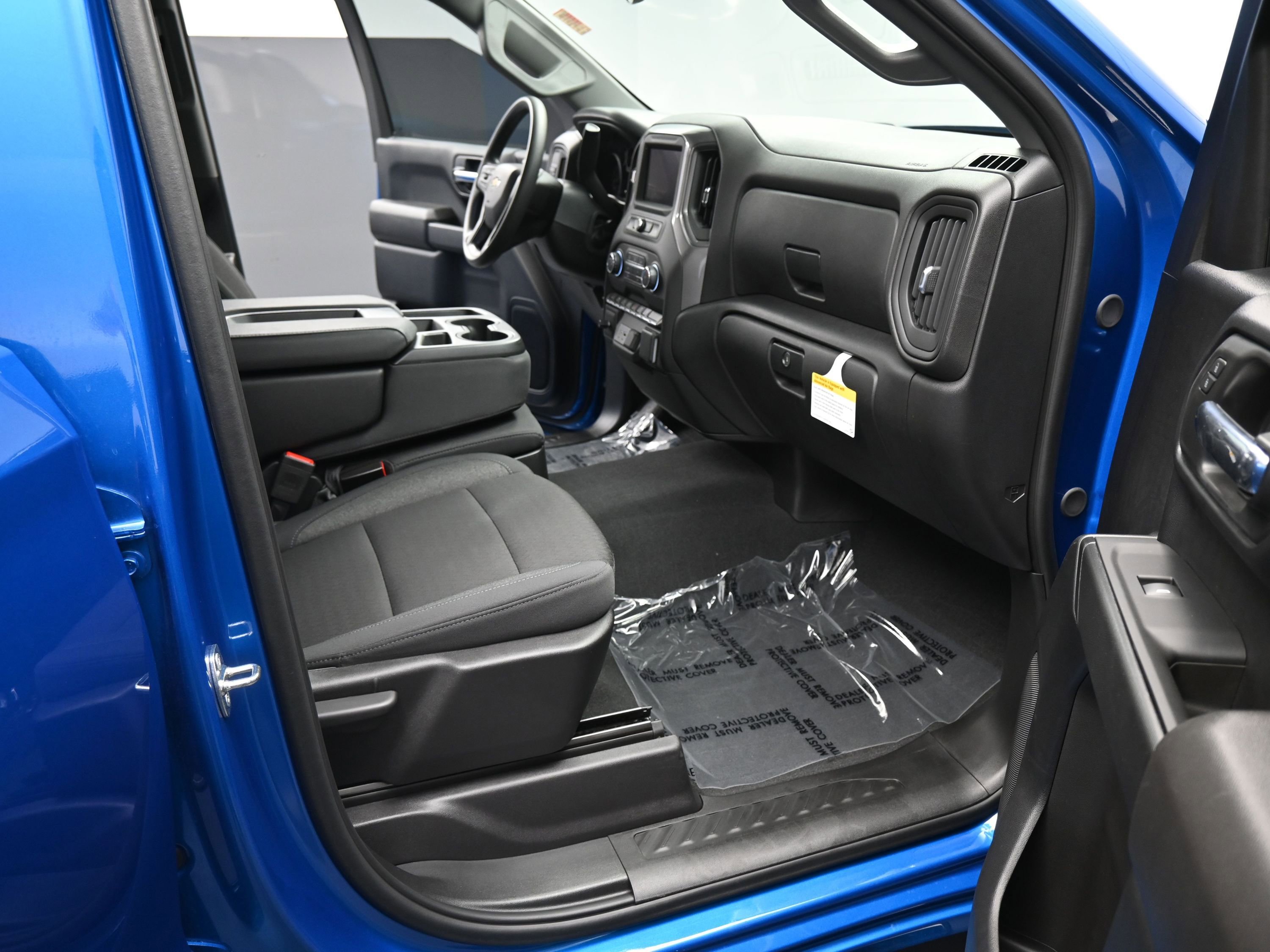 Certified 2024 Chevrolet Silverado 1500 Custom image 19