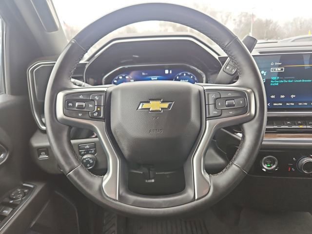 Used 2023 Chevrolet Silverado 1500 LT image 14