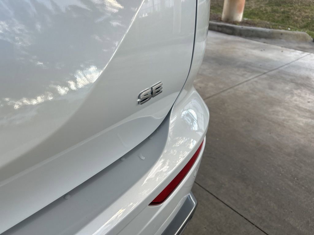 New 2026 Mitsubishi Outlander SE image 20