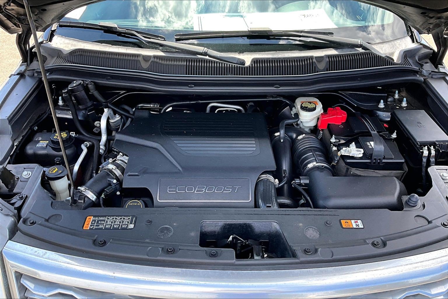 Used 2017 Ford Explorer Platinum AWD/4WD image 9