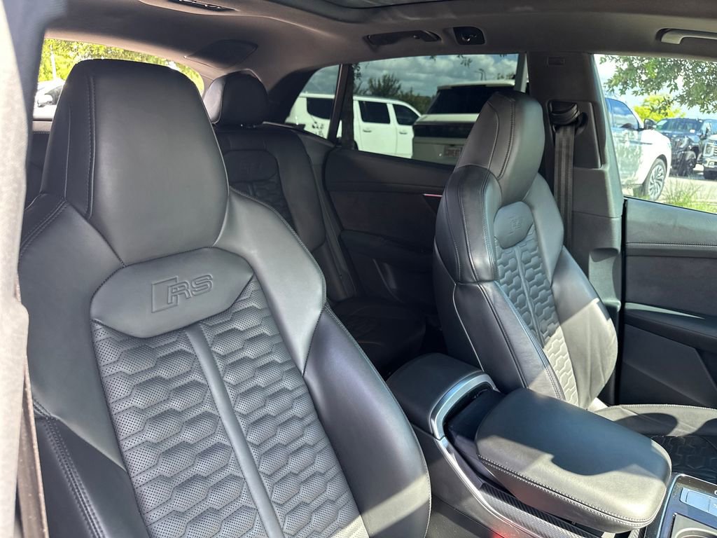 Used 2023 Audi RS Q8 AWD/4WD image 35