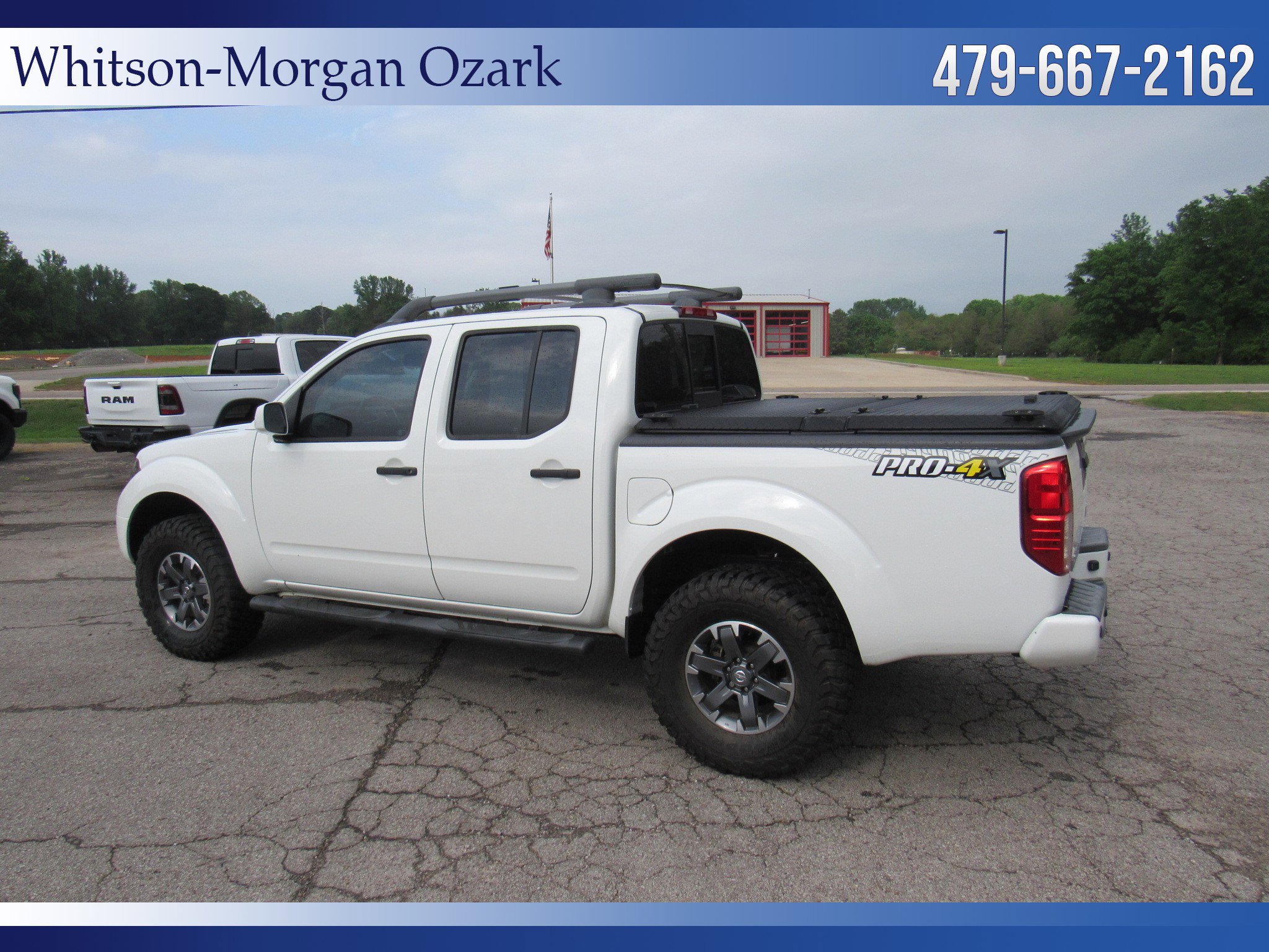 Used 2020 Nissan Frontier PRO-4X w/ Pro-4x Utility Package AWD/4WD image 9