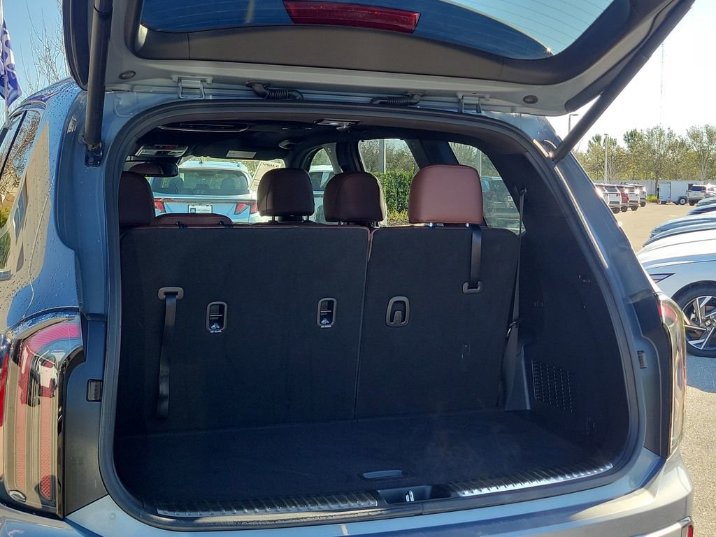 Used 2023 Kia Telluride SX image 17
