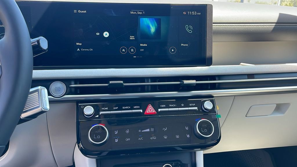 New 2025 Hyundai Tucson Limited image 17