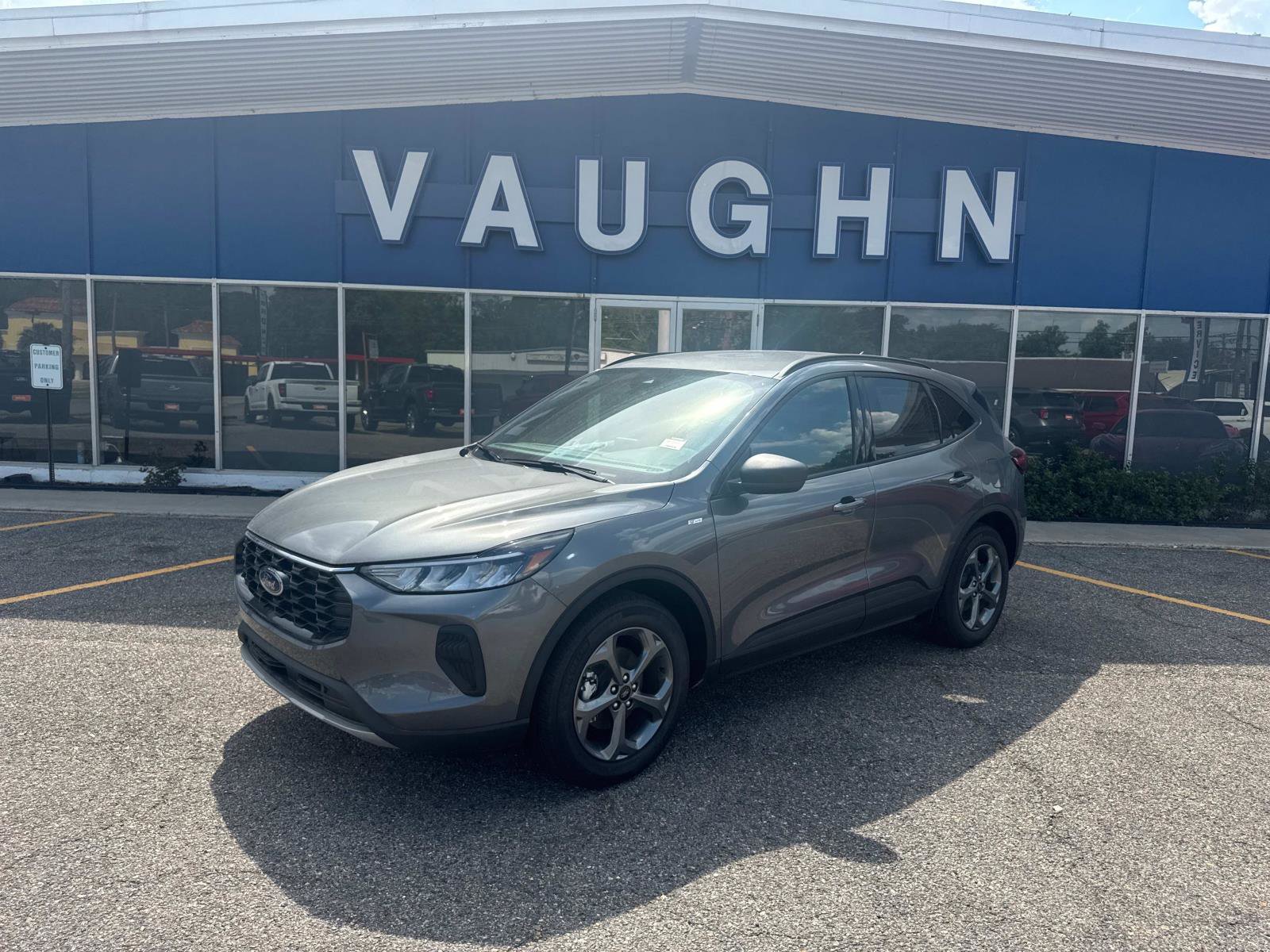 New 2025 Ford Escape ST-Line w/ Equipment Group 301A