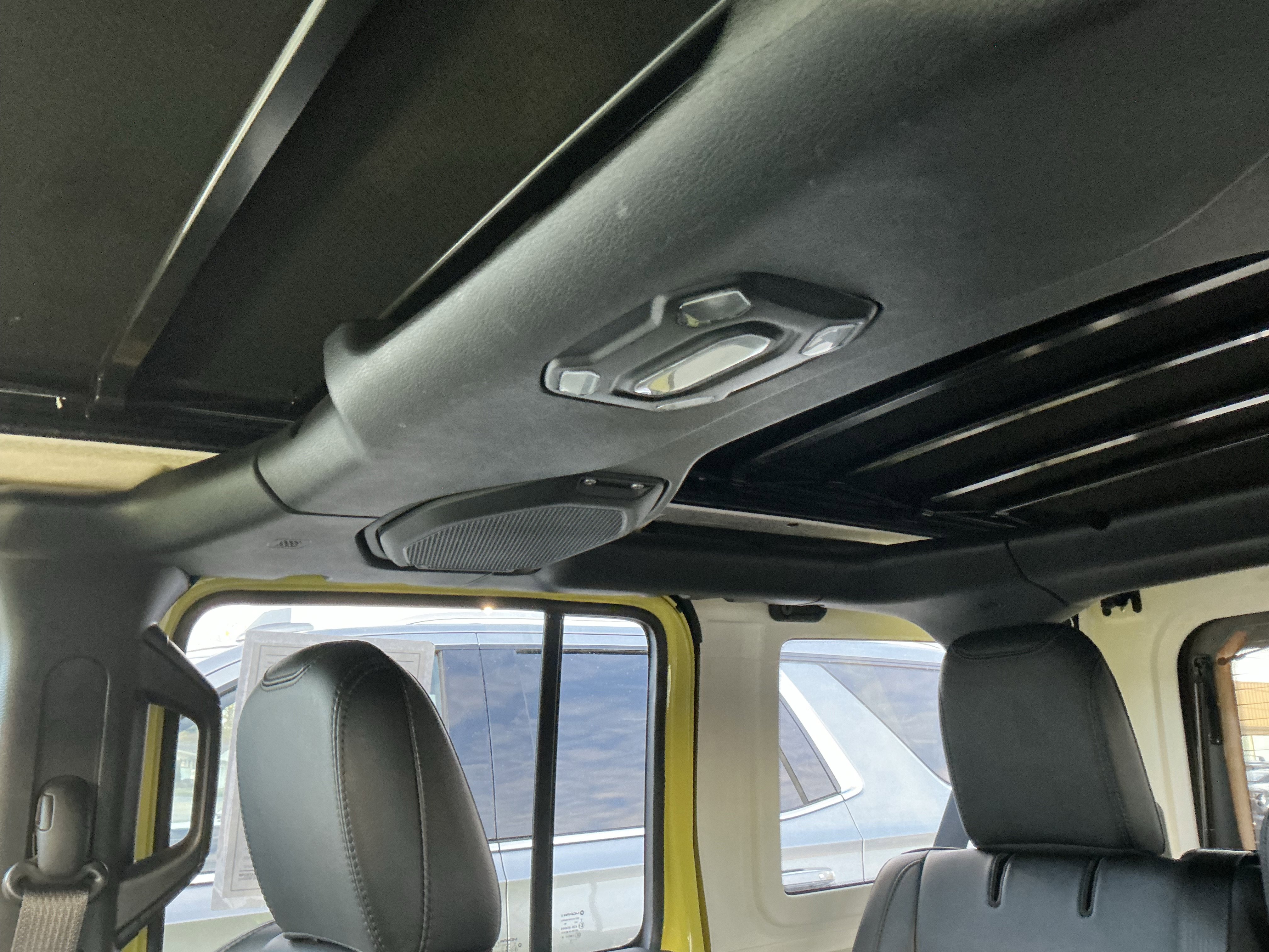 Used 2022 Jeep Wrangler Unlimited Rubicon w/ Trailer Tow Package image 29