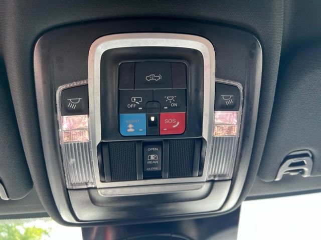 Used 2025 RAM 2500 Laramie w/ Sport Appearance Package AWD/4WD image 14