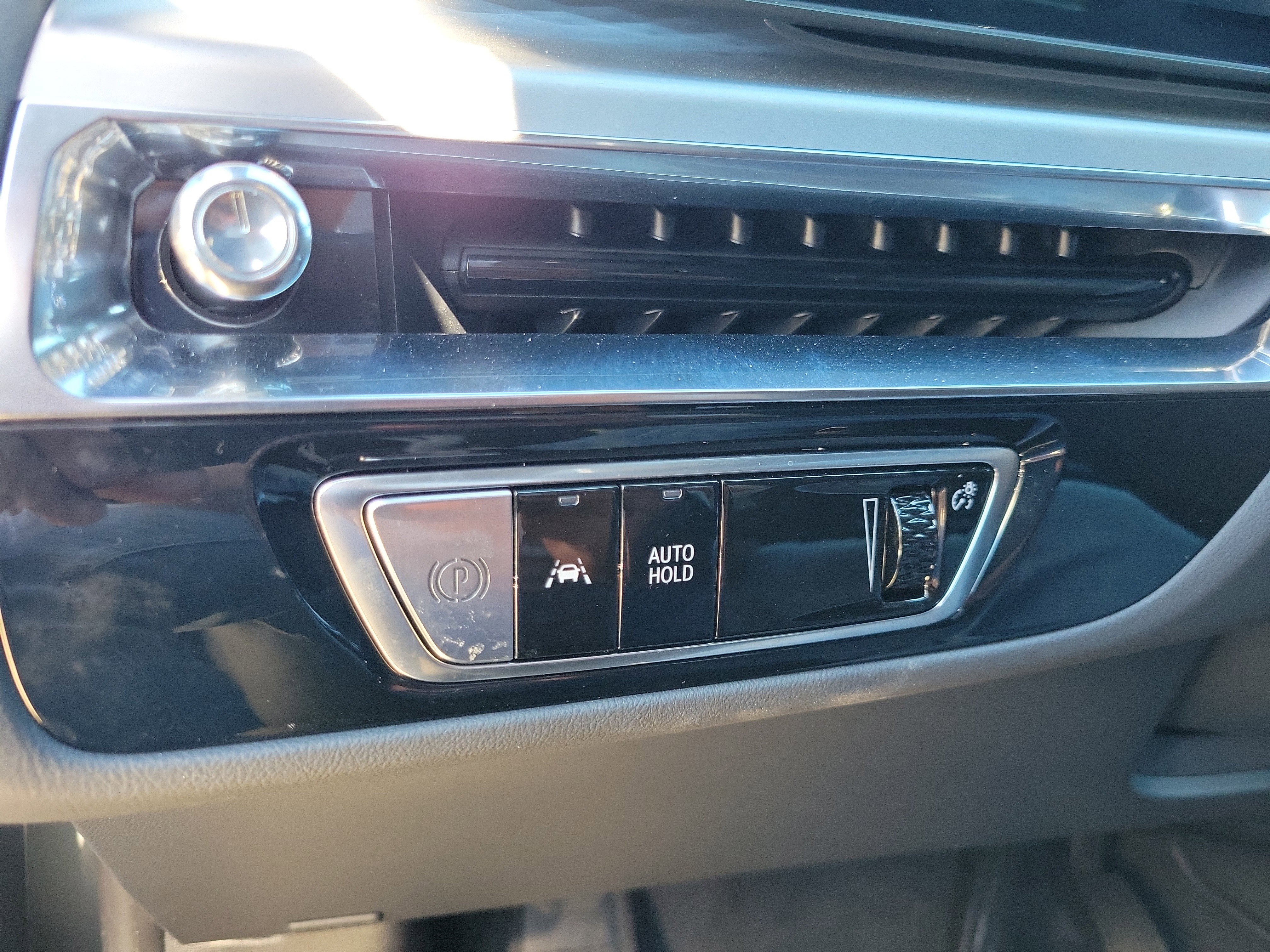 Used 2024 Cadillac Lyriq Luxury w/ LPO, Floor Liner Package image 26