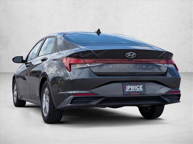 Used 2021 Hyundai Elantra SE image 8