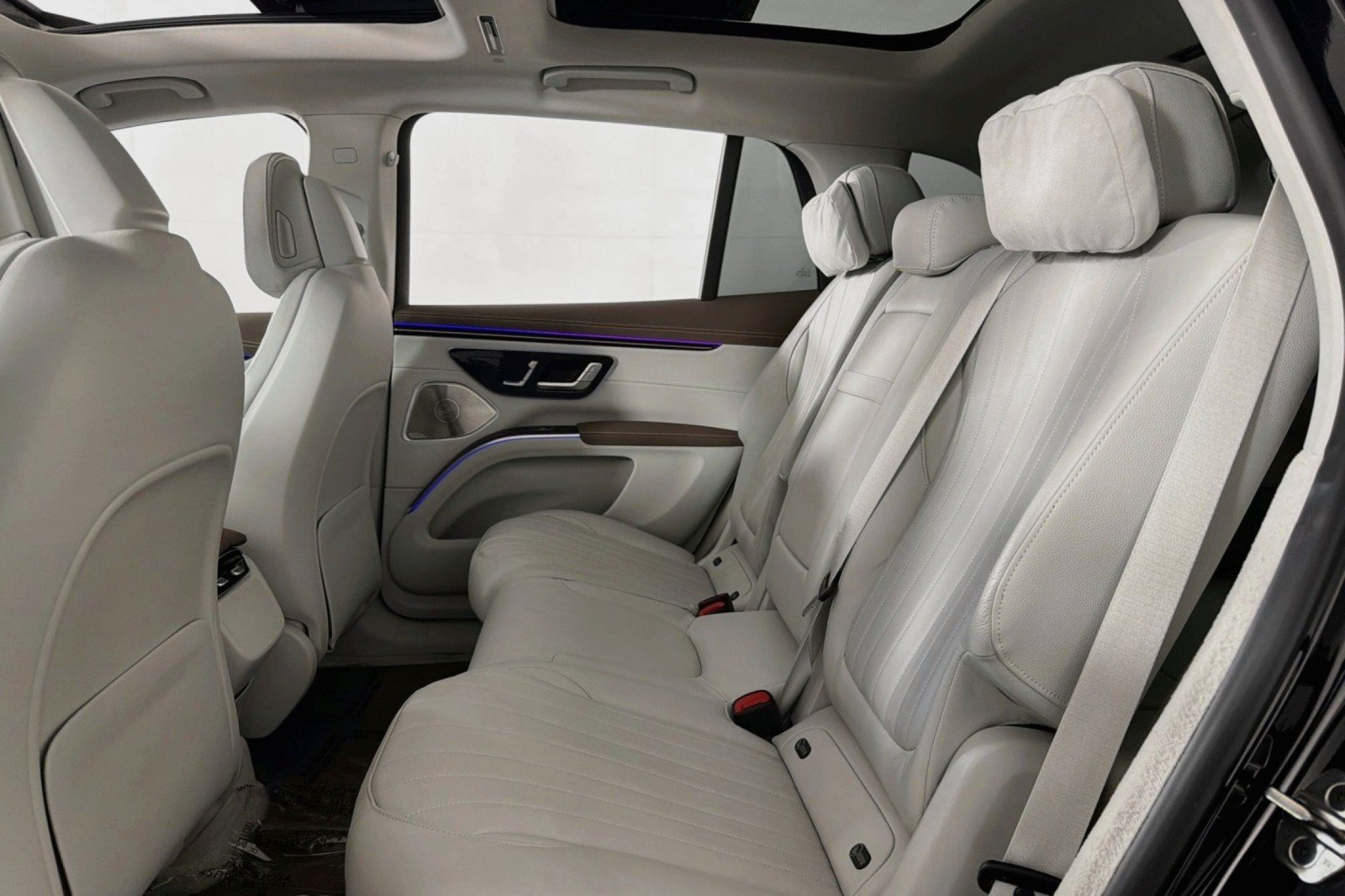 Certified 2023 Mercedes-Benz EQS 580 4MATIC SUV image 9