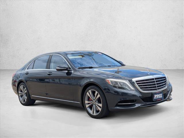 Used 2017 Mercedes-Benz S 550 Sedan image 3