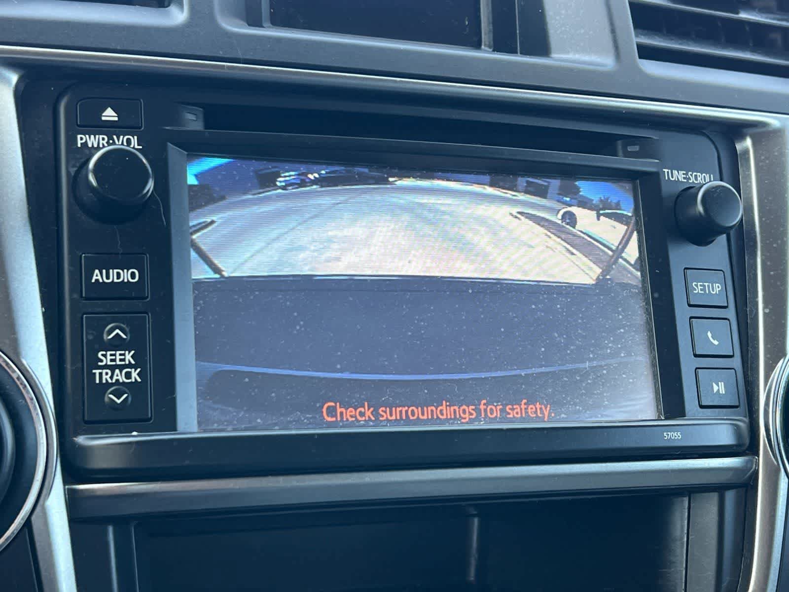 Used 2013 Toyota Highlander Plus FWD image 21