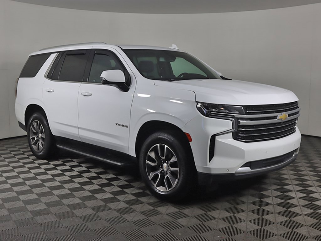 Used 2022 Chevrolet Tahoe LT w/ Luxury Package image 2