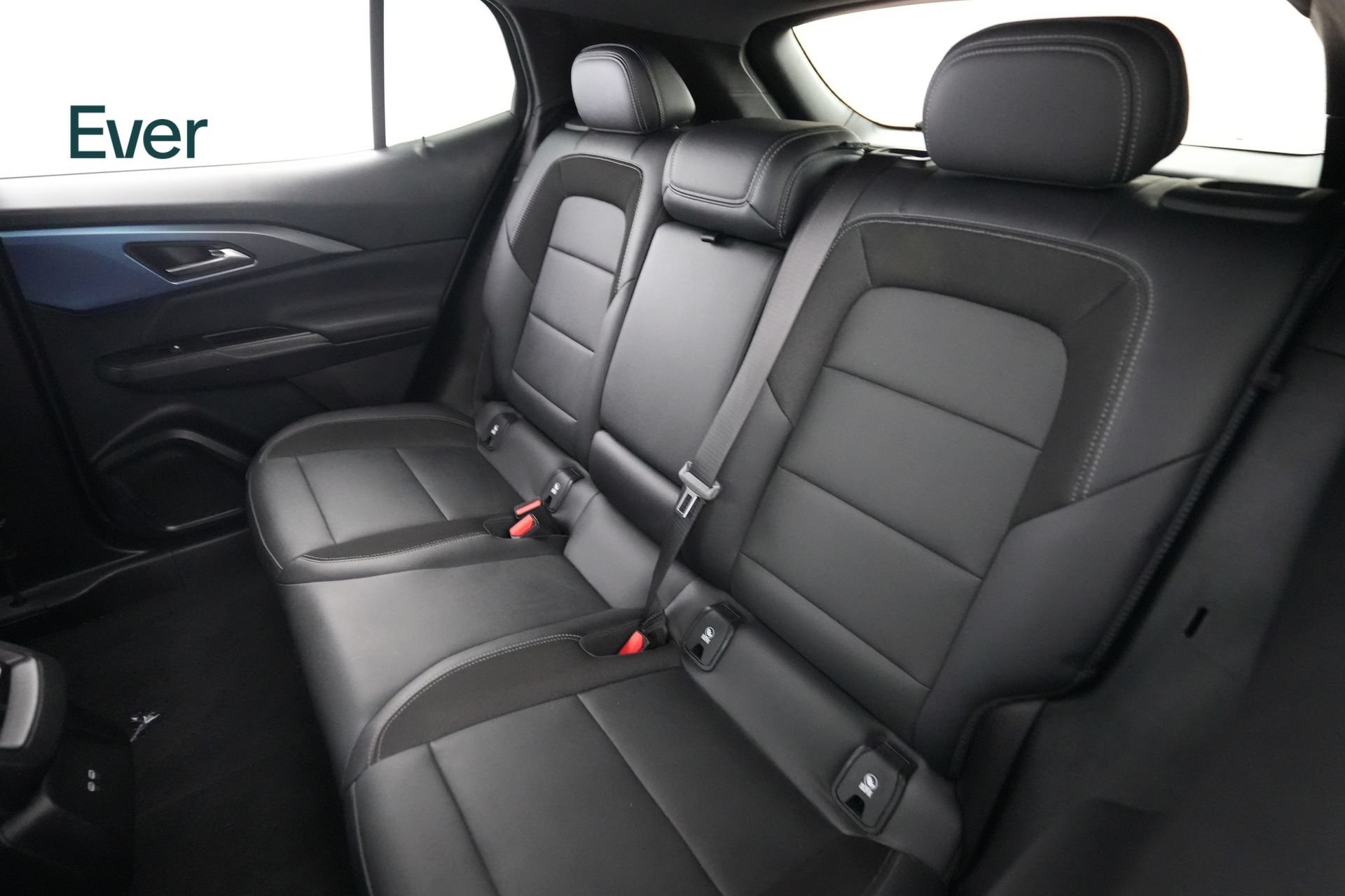 Used 2024 Chevrolet Equinox EV LT FWD image 24