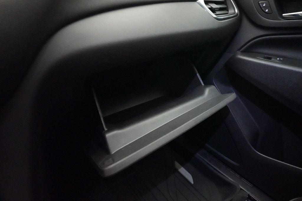 Used 2020 Chevrolet Equinox LT FWD image 33