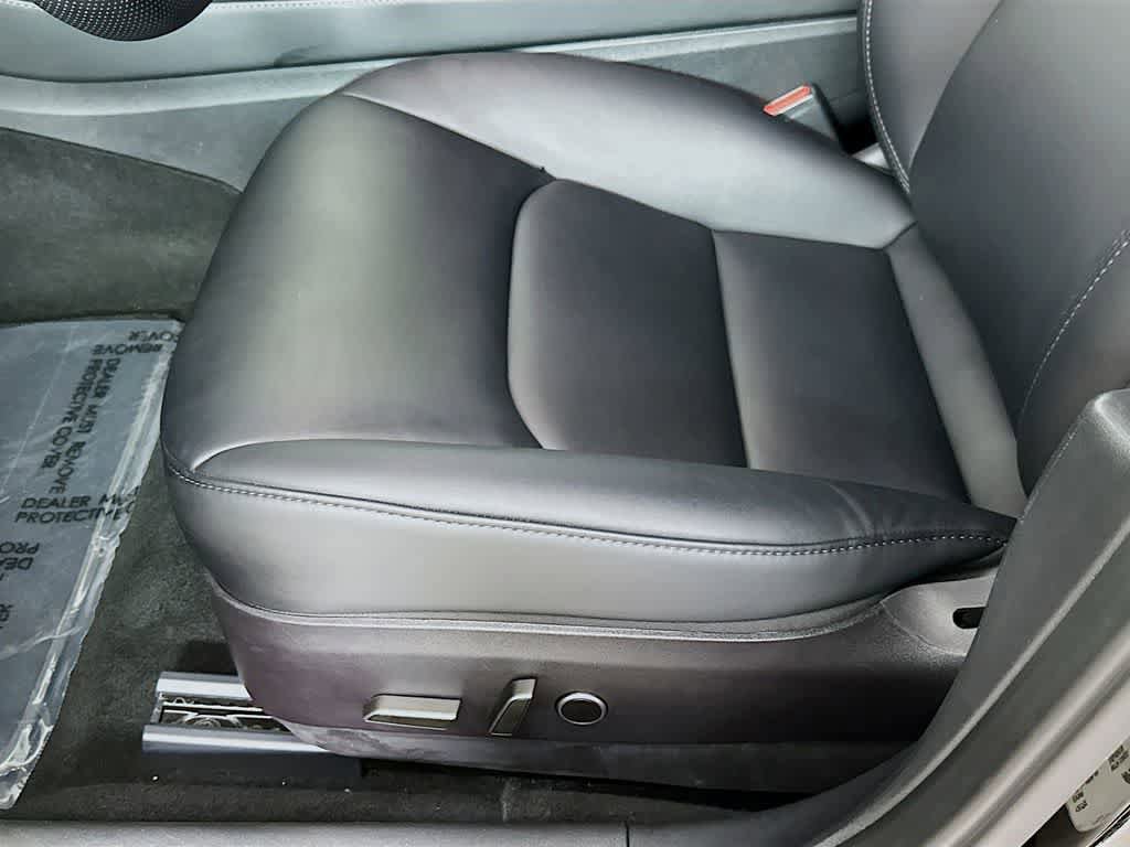 Used 2023 Tesla Model 3 Standard Range image 29