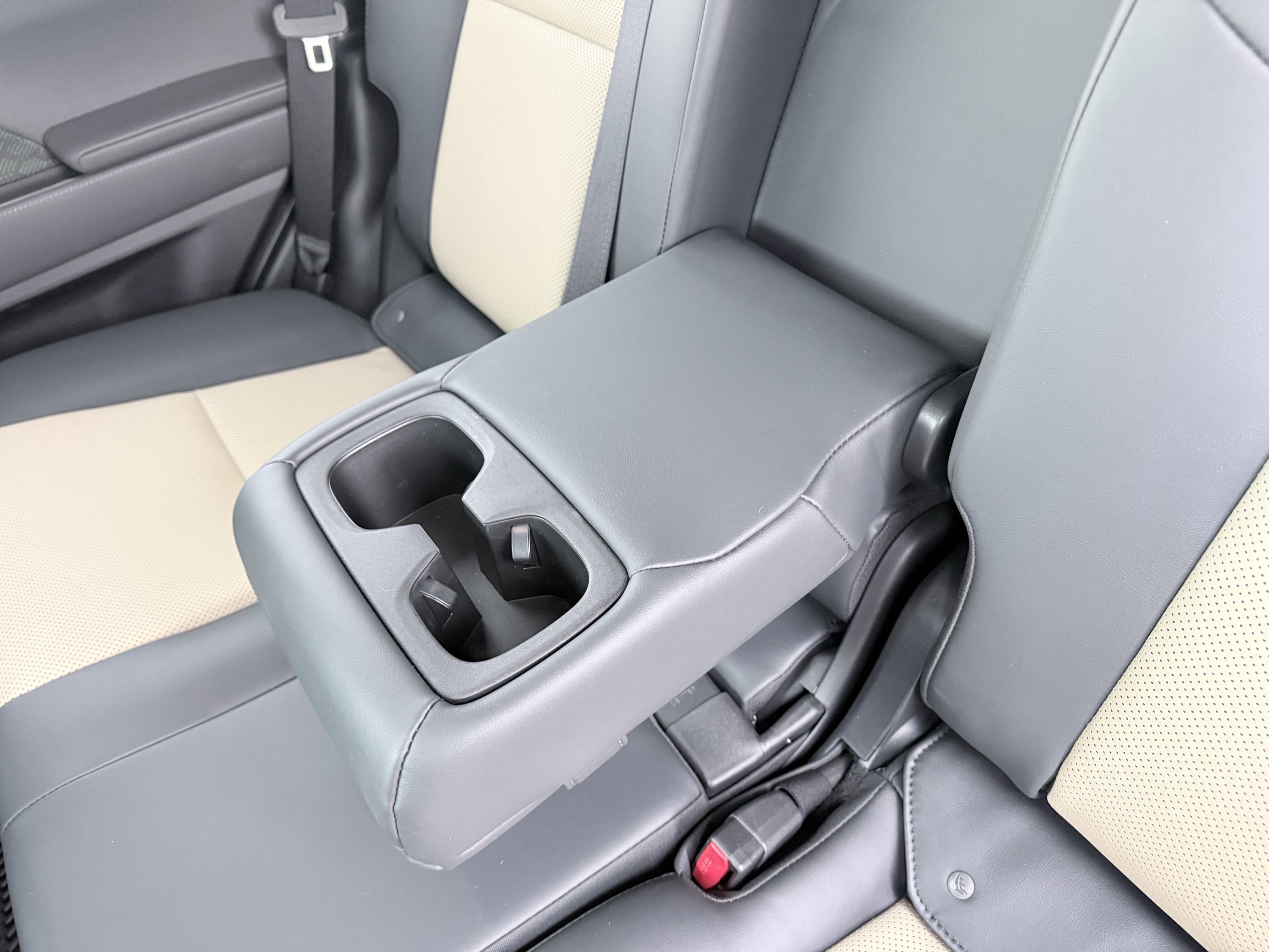 Used 2025 Lexus GX 550 AWD/4WD image 45