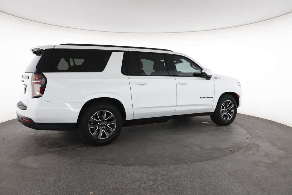 Certified 2024 Chevrolet Suburban Z71 w/ Z71 Off-Road Package AWD/4WD image 13