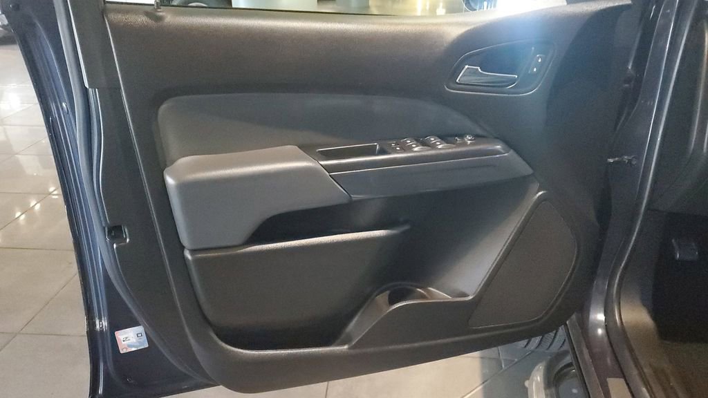 Used 2018 Chevrolet Colorado Z71 w/ Centennial Edition image 20