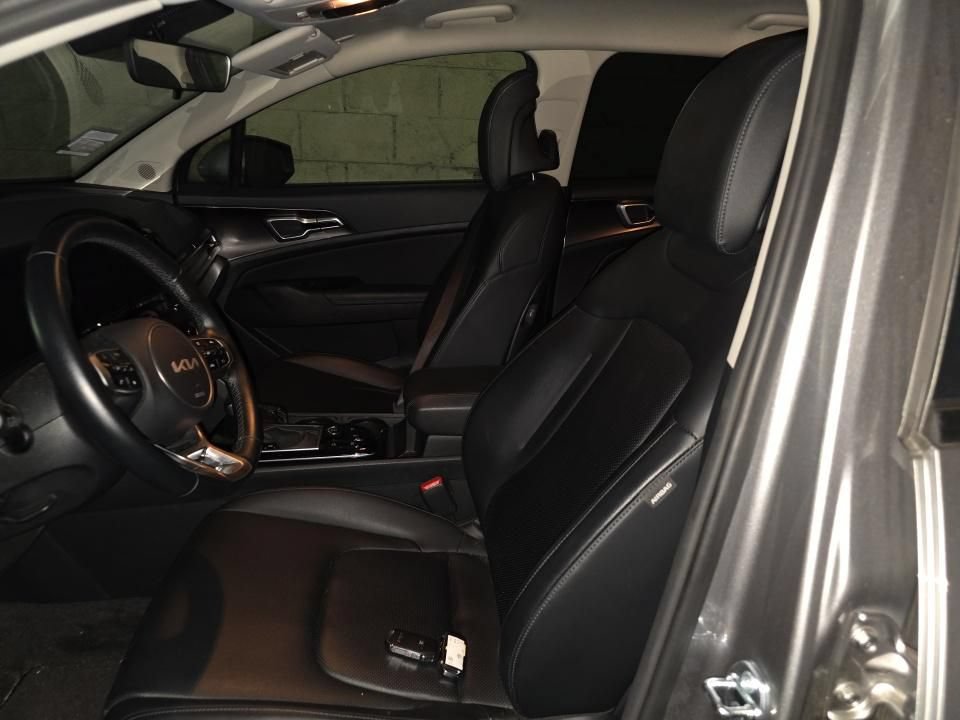 Certified 2024 Kia Sportage EX AWD/4WD image 7