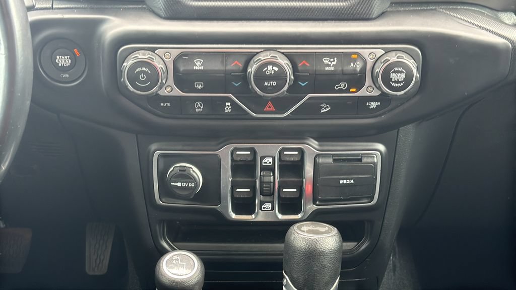 Used 2020 Jeep Wrangler Unlimited Sport S AWD/4WD image 18