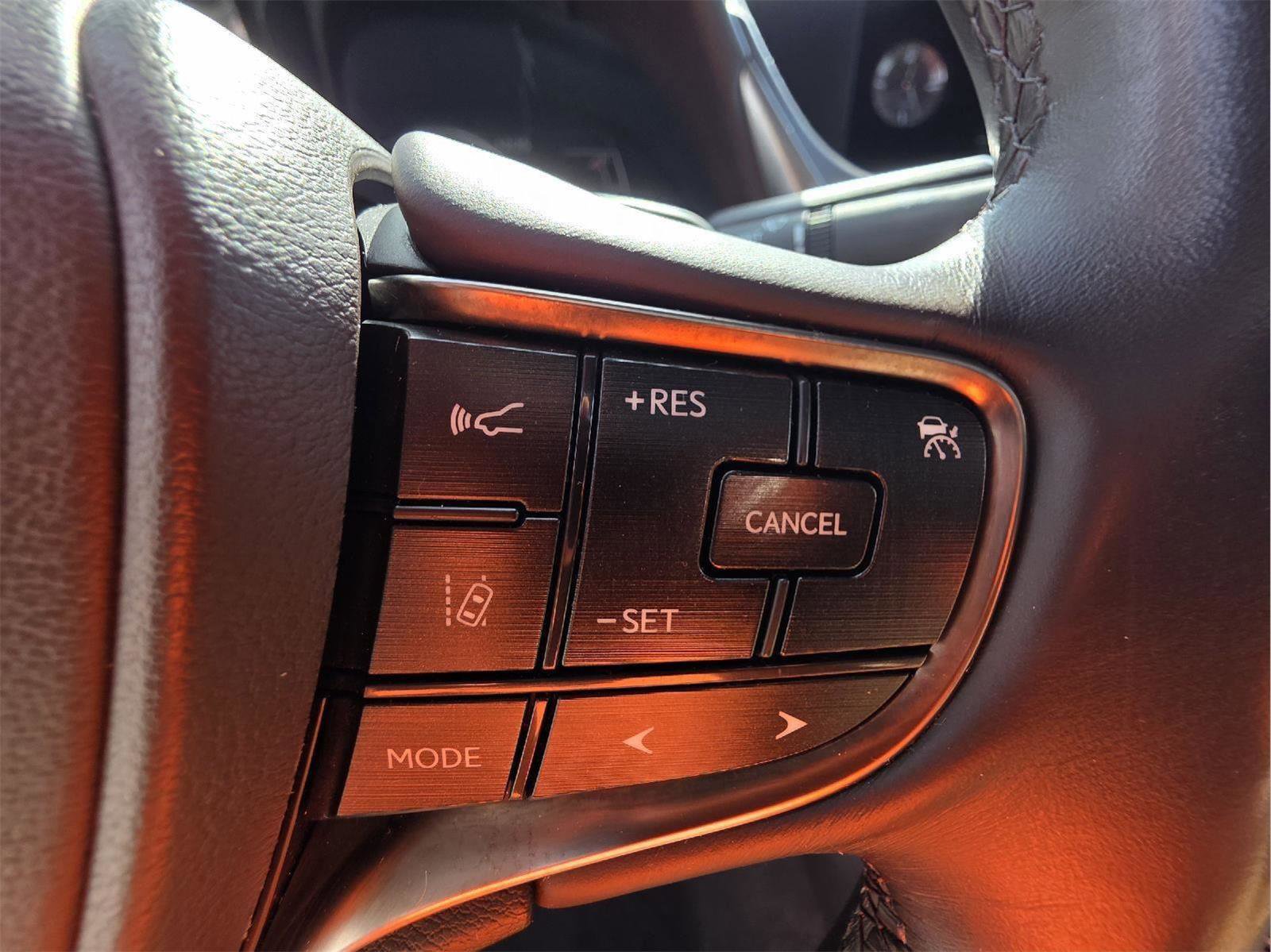 Used 2020 Lexus ES 350 image 19