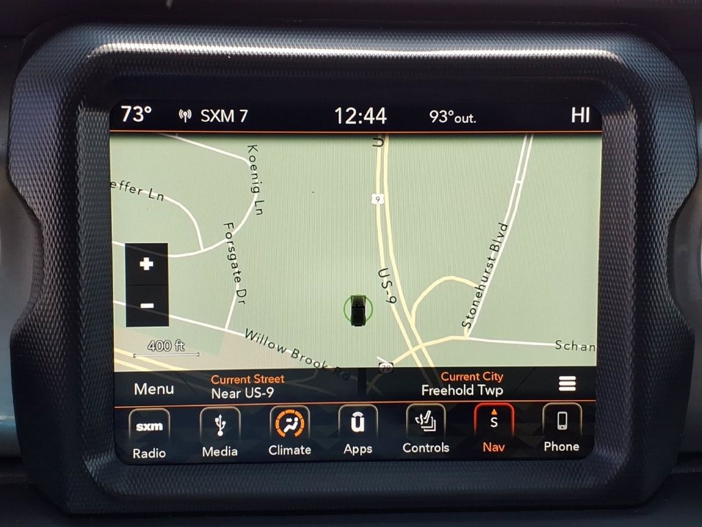 Used 2018 Jeep Wrangler Unlimited Sahara AWD/4WD image 6