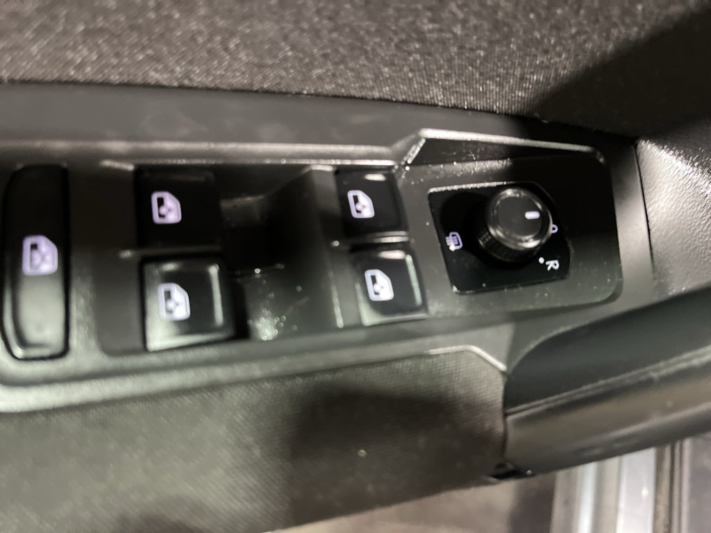 Used 2019 Volkswagen Tiguan S AWD/4WD image 30