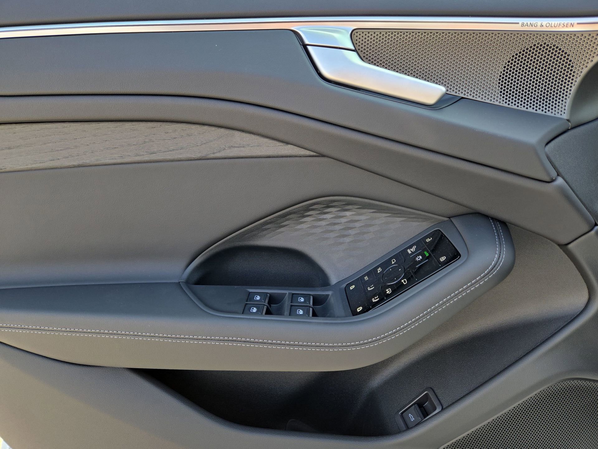 New 2026 Audi A6 Premium Plus image 15