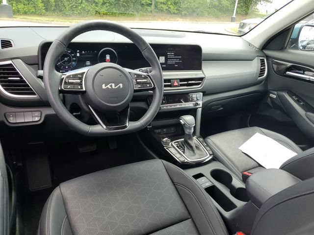 Used 2026 Kia Seltos SX w/ SX Sunroof Package AWD/4WD image 10