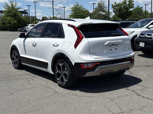Used 2023 Kia Niro EX Touring FWD image 4