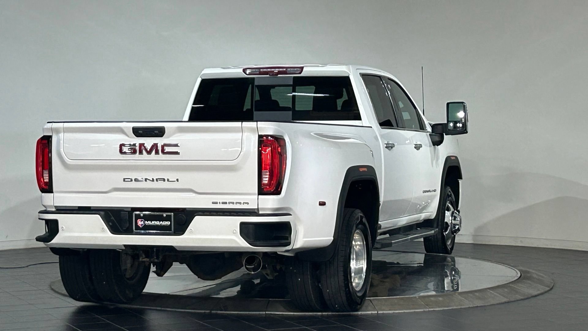 Used 2020 GMC Sierra 3500 Denali w/ Denali Ultimate Package AWD/4WD image 8